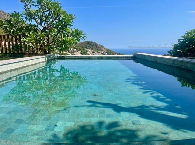 5 soveværelse Villa til salg i Mijas med swimmingpool - € 1.600.000 (Ref: 9699164)