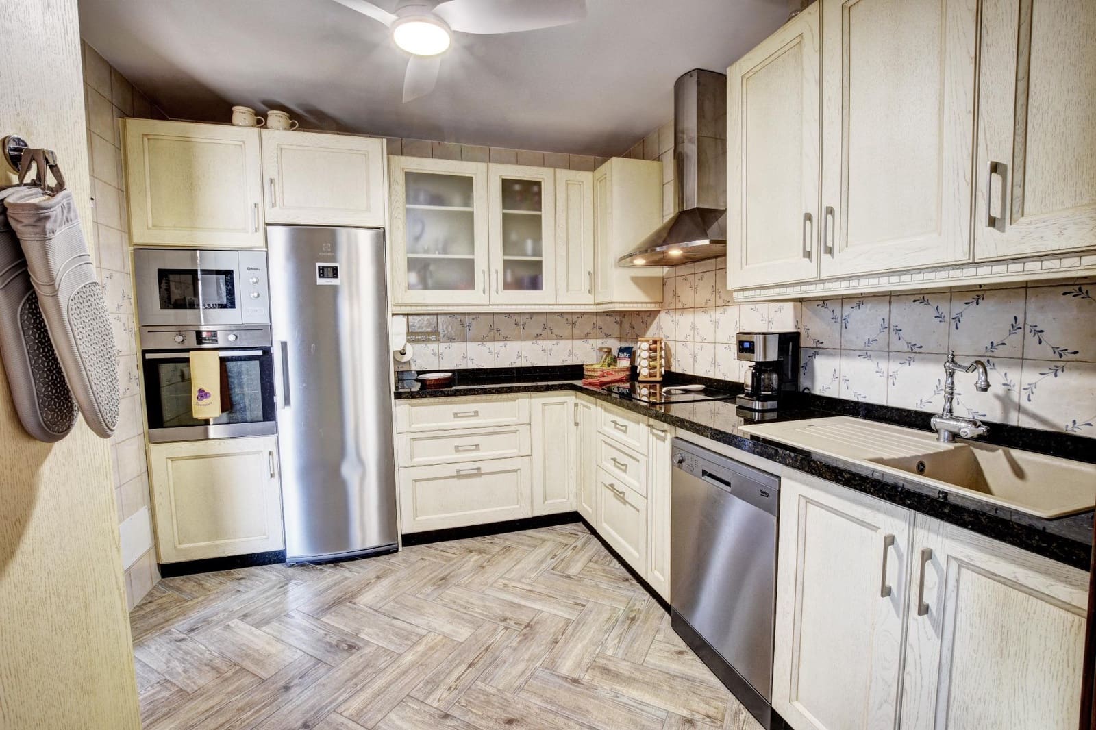 3 sovrum Villa till salu i Benalmadena med pool garage - 629 000 € (Ref: 9699167)