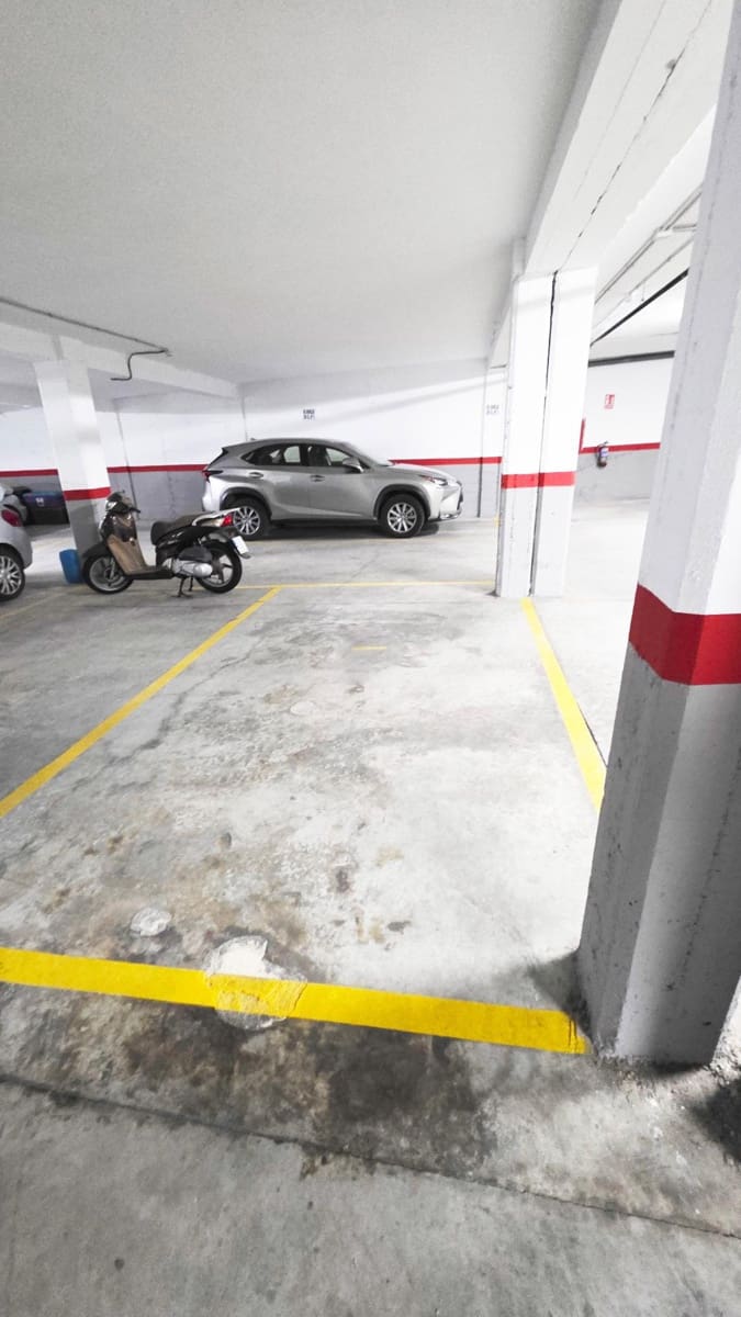 2 makuuhuone Rivitalo myytävänä paikassa Benalmadena mukana uima-altaan 
autotalli - 499 000 € (Ref: 9699168)