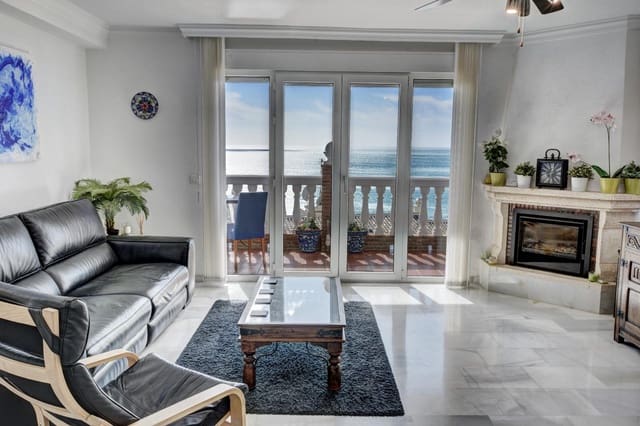 2 makuuhuone Rivitalo myytävänä paikassa Benalmádena mukana uima-altaan 
autotalli - 499 000 € (Ref: 9699168)