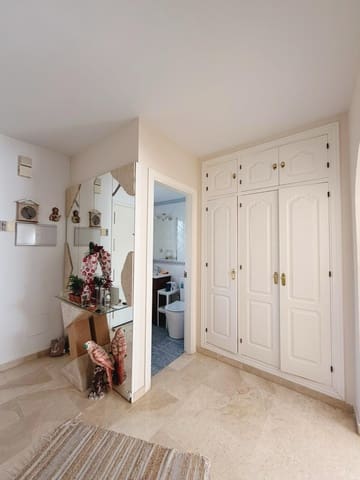 3 slaapkamer Rijtjeshuis te koop in Arroyo de la Miel, Benalmádena met zwembad garage - € 570.000 (Ref: 9699169)