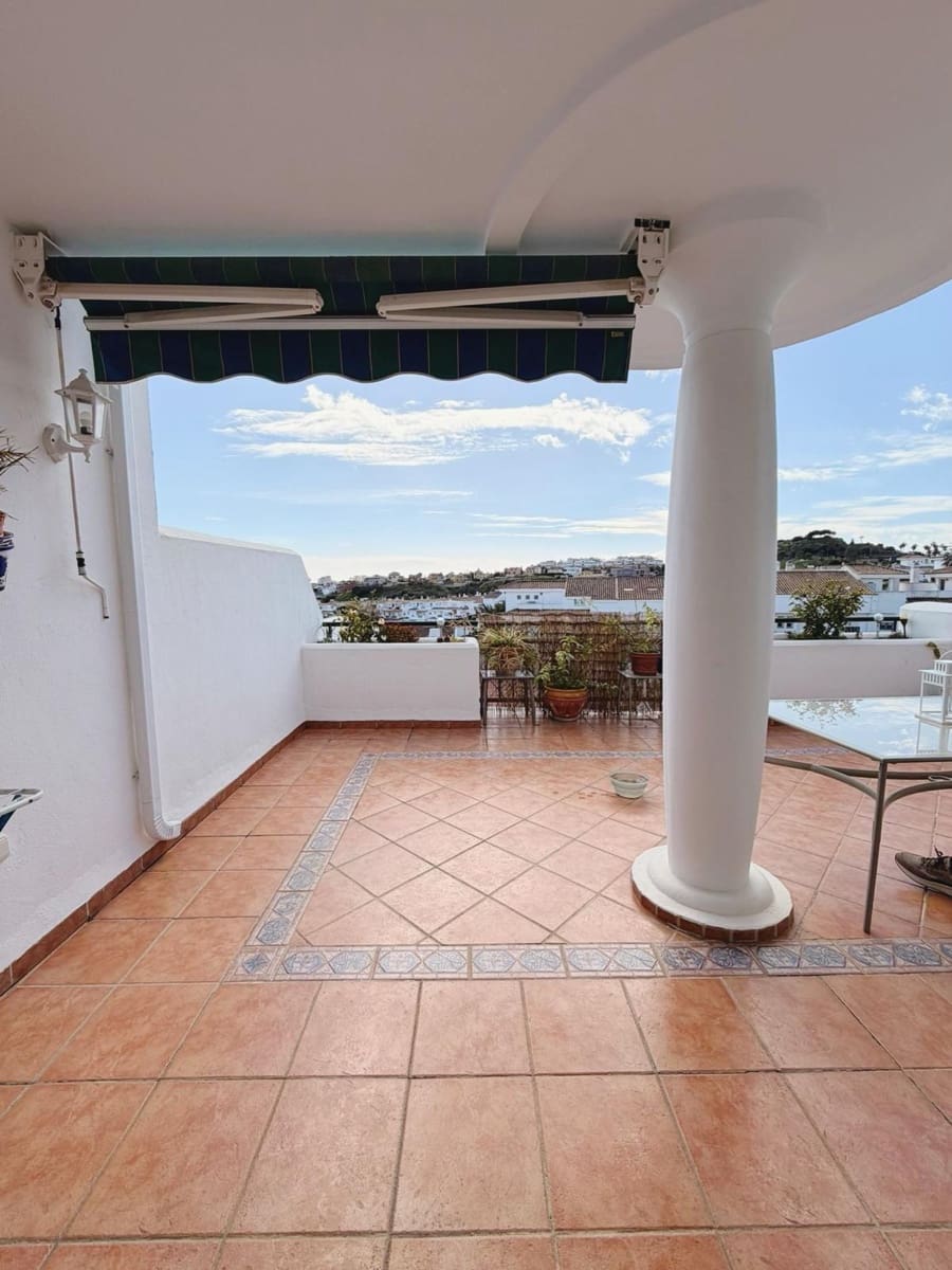 3 slaapkamer Rijtjeshuis te koop in Arroyo de la Miel met zwembad garage - € 570.000 (Ref: 9699169)