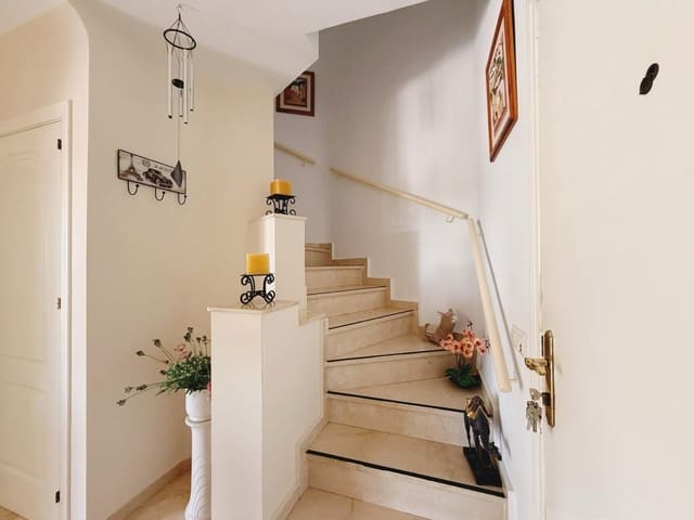 3 slaapkamer Rijtjeshuis te koop in Arroyo de la Miel, Benalmádena met zwembad garage - € 570.000 (Ref: 9699169)