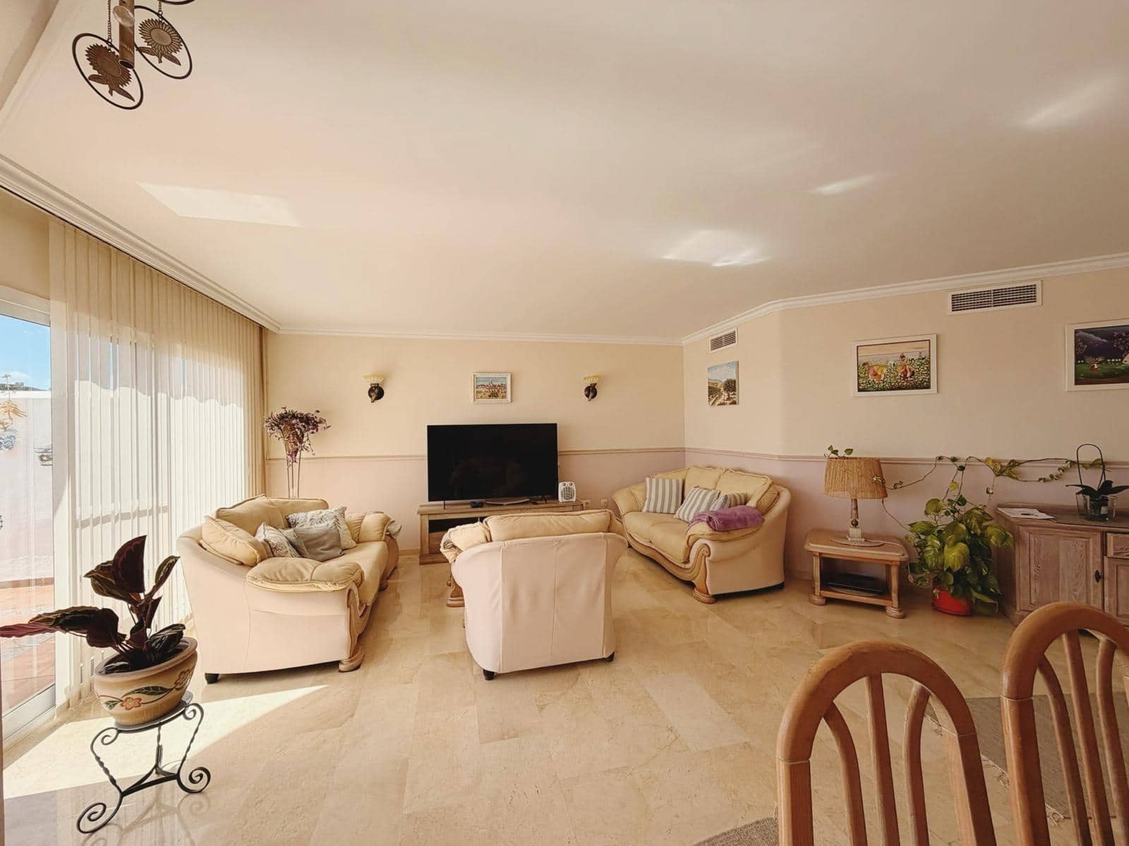 3 slaapkamer Rijtjeshuis te koop in Arroyo de la Miel met zwembad garage - € 570.000 (Ref: 9699169)