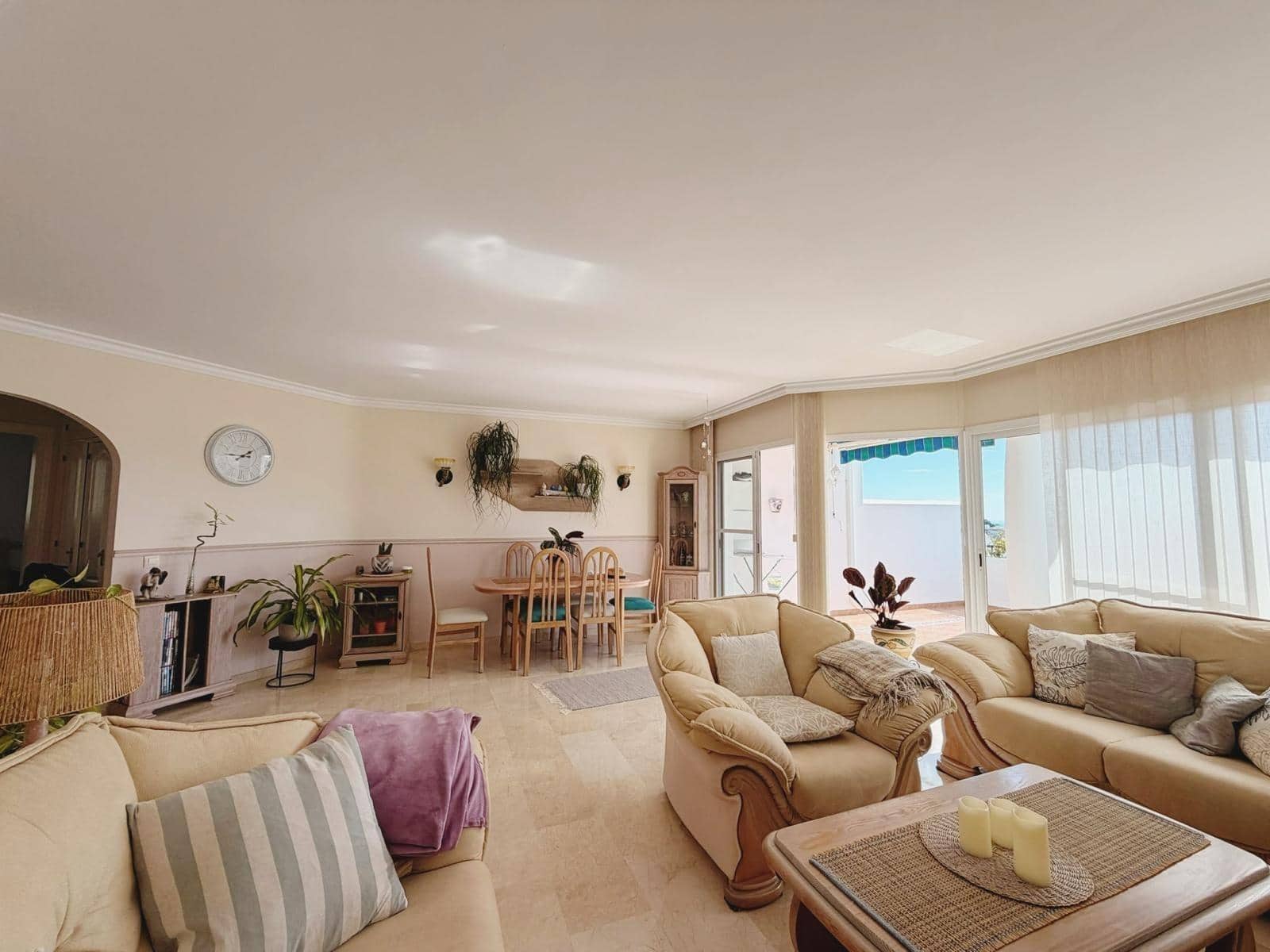 3 slaapkamer Rijtjeshuis te koop in Arroyo de la Miel met zwembad garage - € 570.000 (Ref: 9699169)