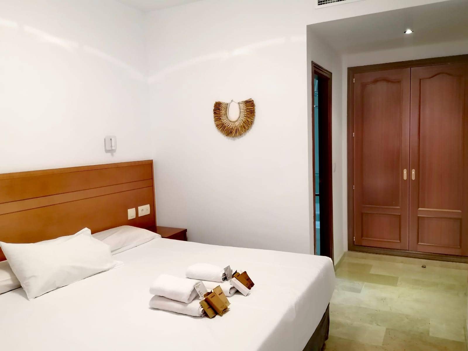 2 chambre Appartement à vendre à Manilva avec piscine - 219 000 € (Ref: 9699170)