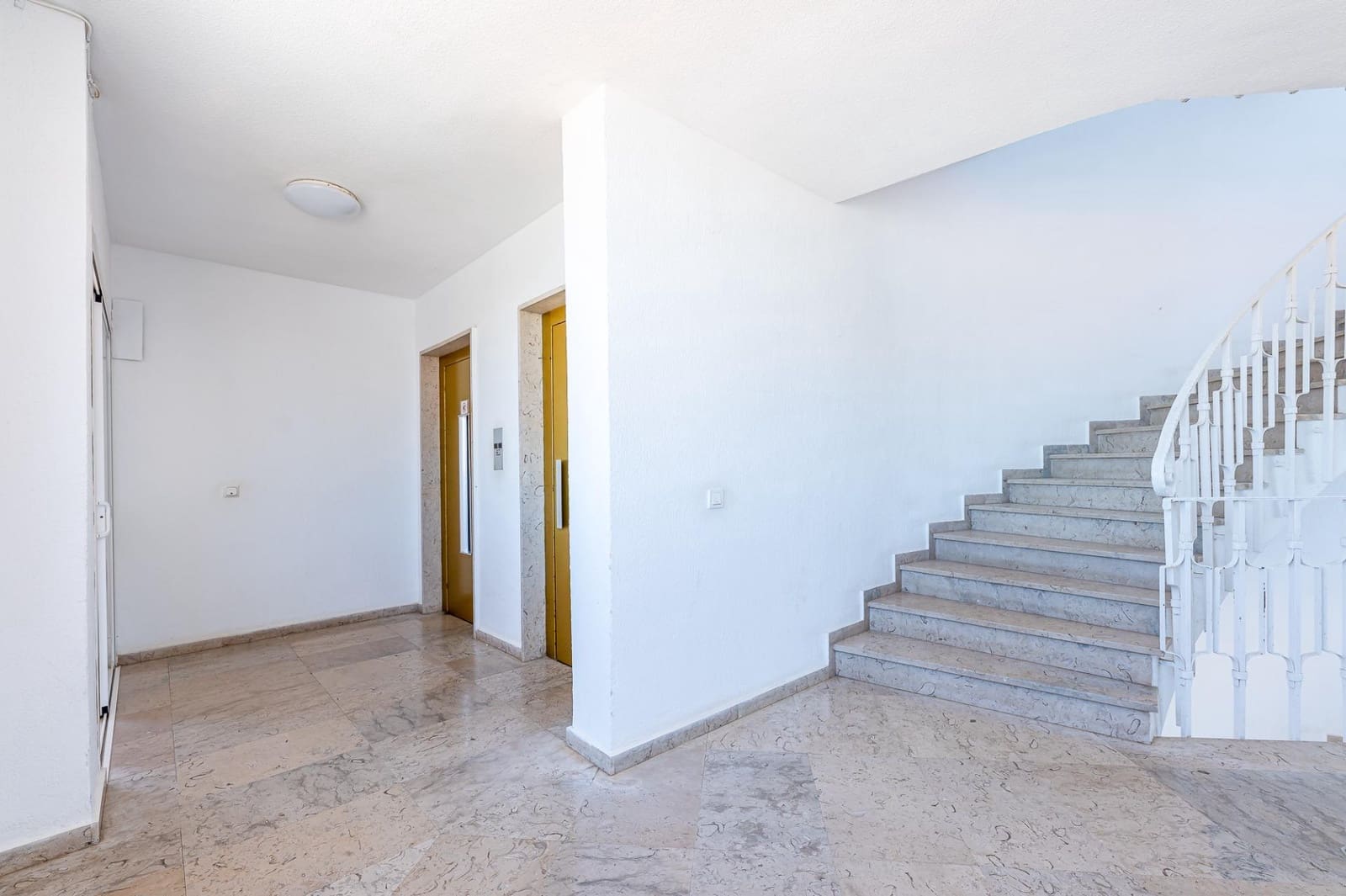 Studio til salg i Torremolinos med swimmingpool - € 165.000 (Ref: 9699173)