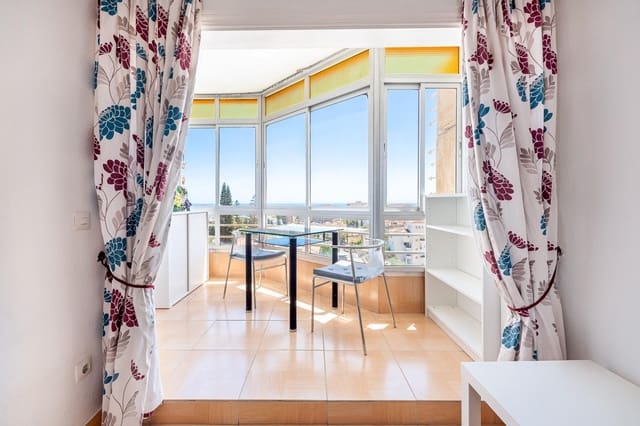 Studio til salg i Torremolinos med swimmingpool - € 165.000 (Ref: 9699173)