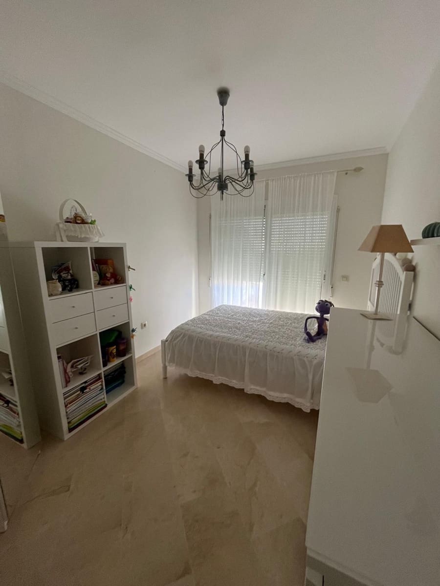 4 sovrum Radhus till salu i Benalmadena med pool garage - 639 000 € (Ref: 9699176)