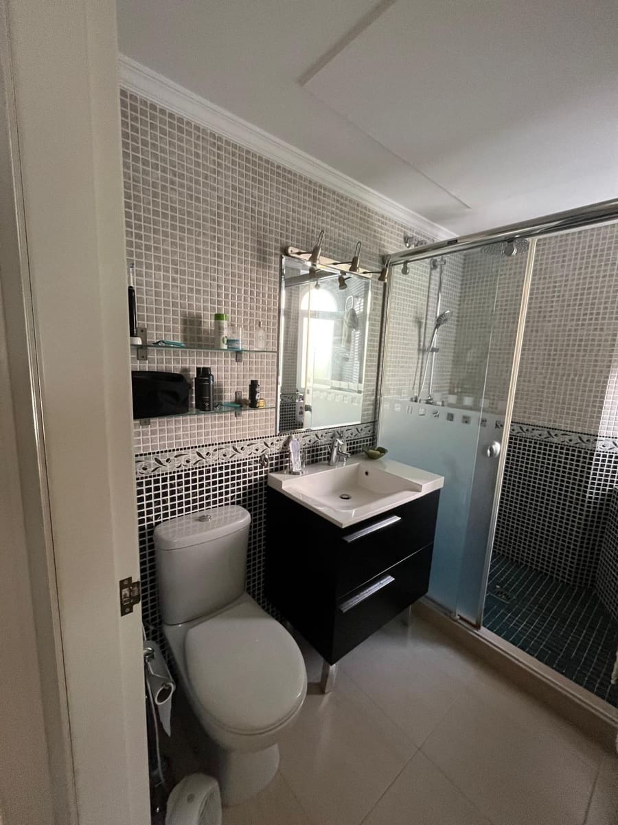 4 sovrum Radhus till salu i Benalmadena med pool garage - 639 000 € (Ref: 9699176)