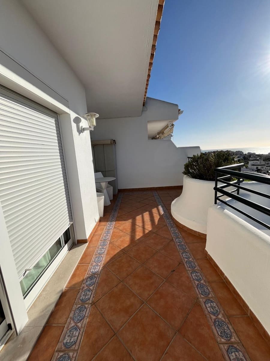 4 sovrum Radhus till salu i Benalmadena med pool garage - 639 000 € (Ref: 9699176)