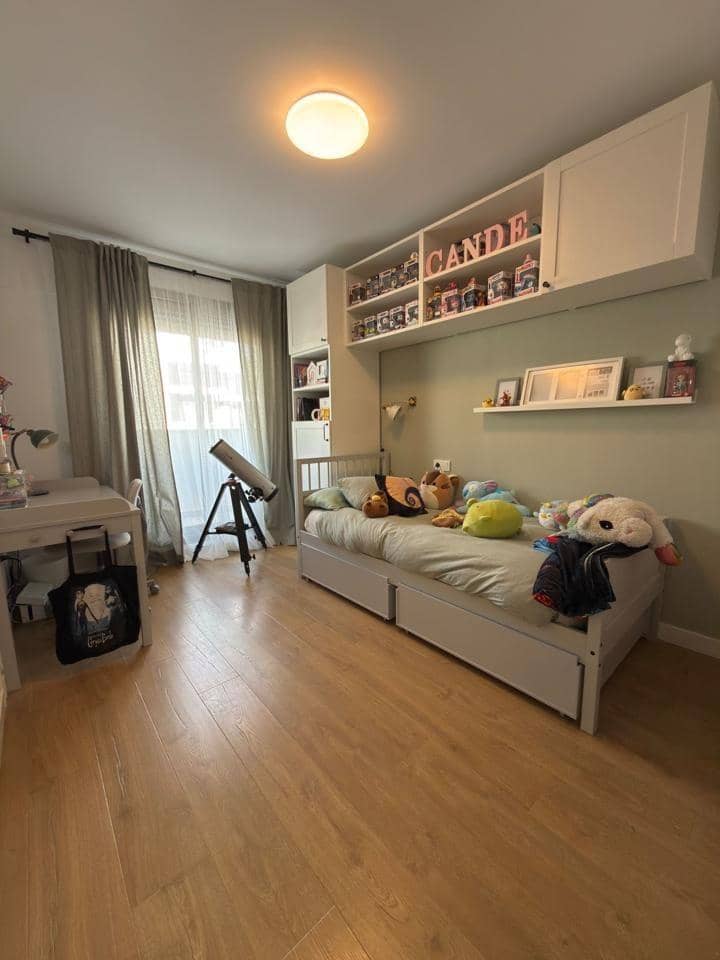 4 soverom Rekkehus til salgs i Pinos de Alhaurin med svømmebasseng - € 689 000 (Ref: 9699177)