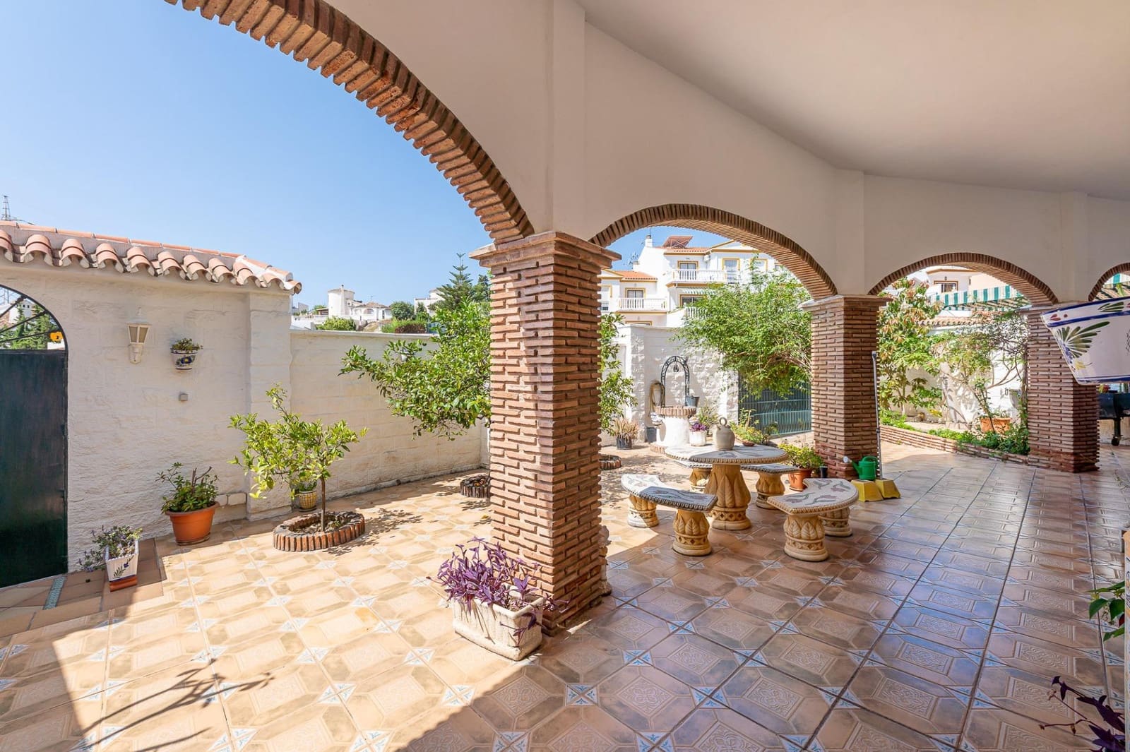 4 sovrum Radhus till salu i Arroyo de la Miel - 630 000 € (Ref: 9699179)