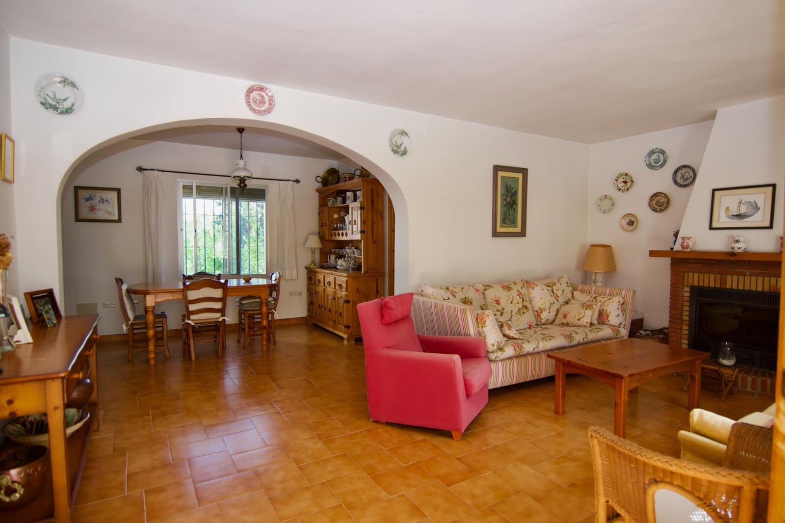 5 bedroom Villa for sale in Alhaurin el Grande with garage - € 880,000 (Ref: 9699180)