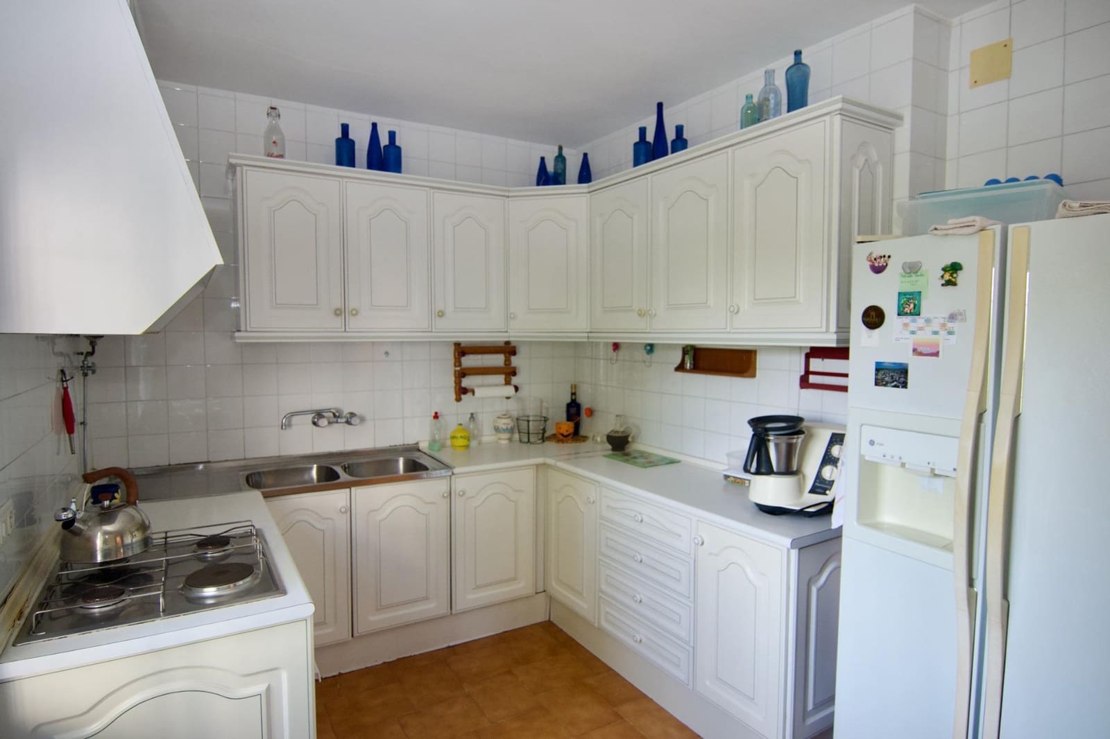 5 bedroom Villa for sale in Alhaurin el Grande with garage - € 880,000 (Ref: 9699180)