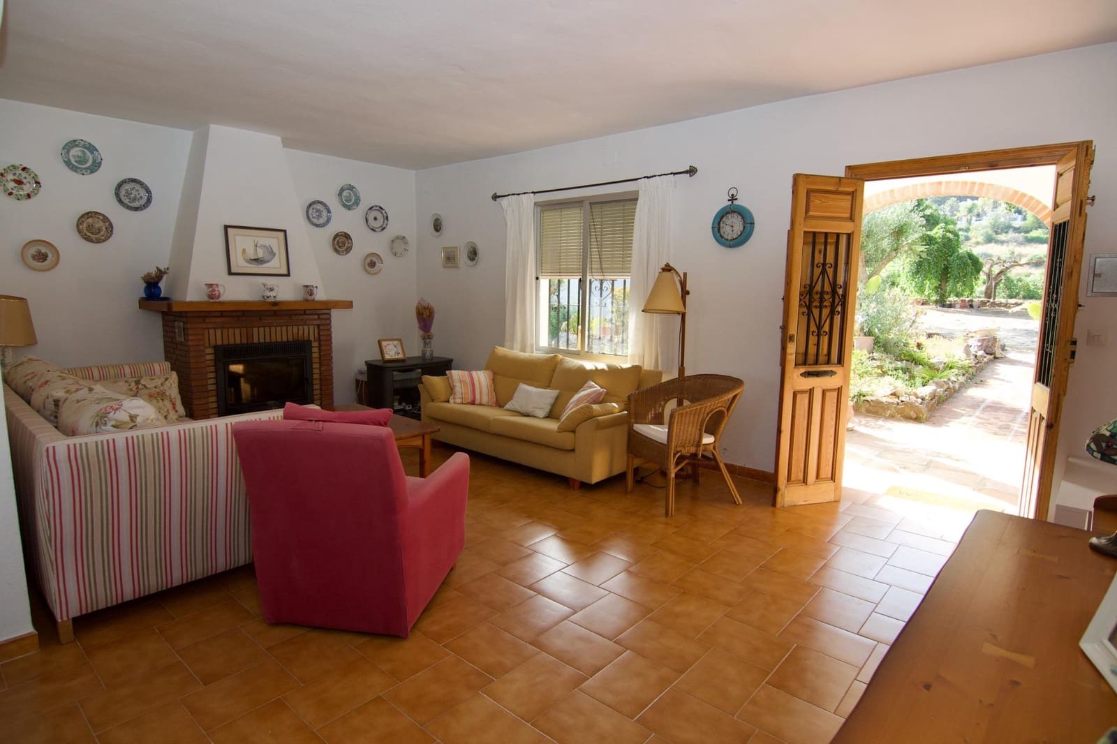 5 bedroom Villa for sale in Alhaurin el Grande with garage - € 880,000 (Ref: 9699180)