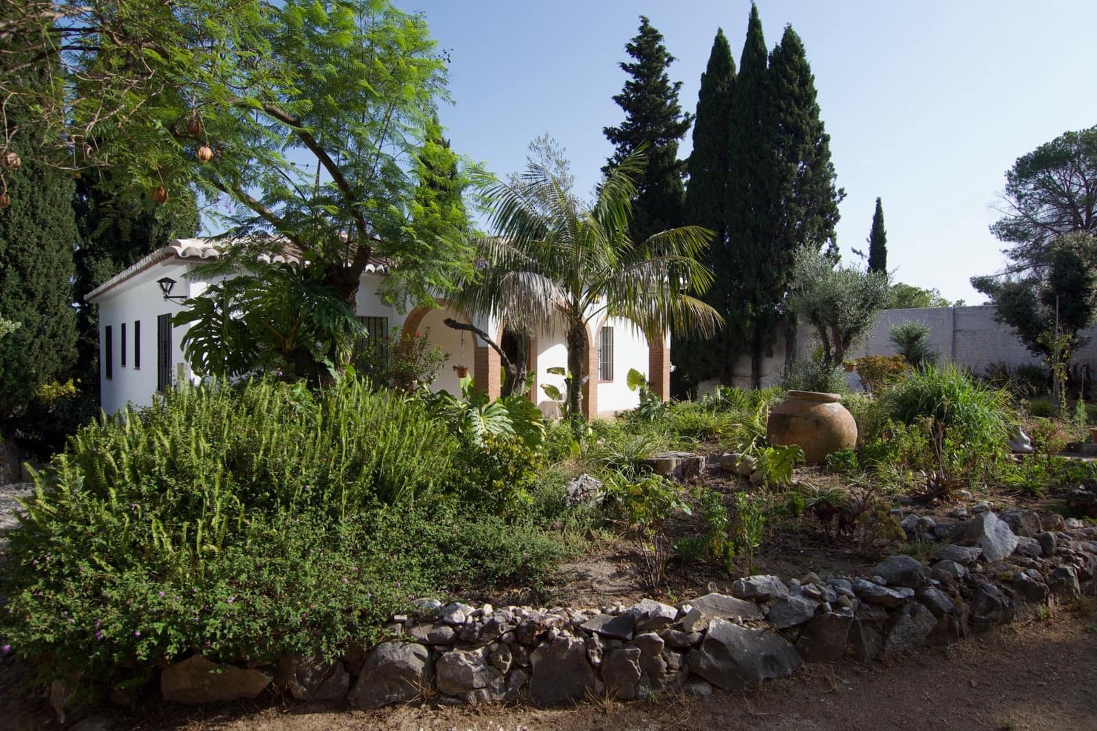 5 bedroom Villa for sale in Alhaurin el Grande with garage - € 880,000 (Ref: 9699180)