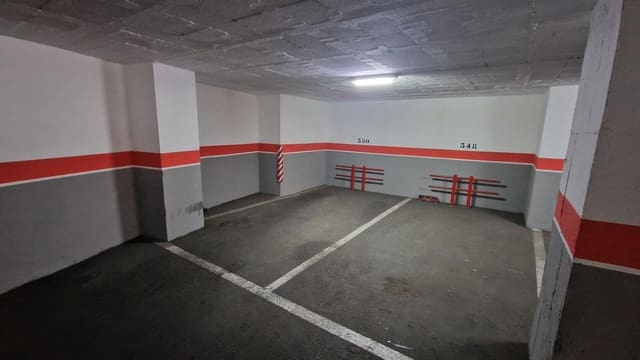 Garage à vendre à Malaga ville - 32 000 € (Ref: 9699182)