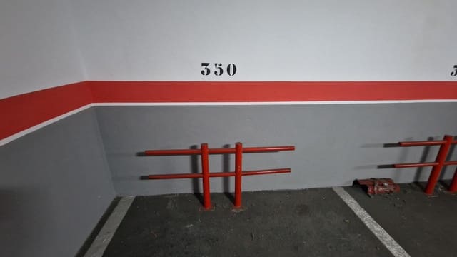 Garage à vendre à Malaga ville - 32 000 € (Ref: 9699182)