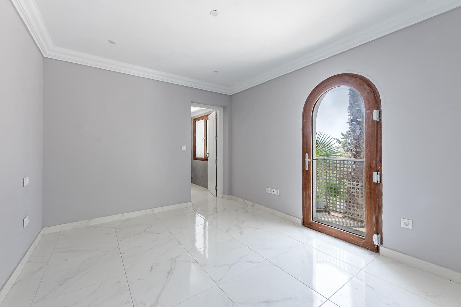 4 Zimmer Villa zu verkaufen in Valtocado mit Pool Garage - 1.399.000 € (Ref: 9699183)