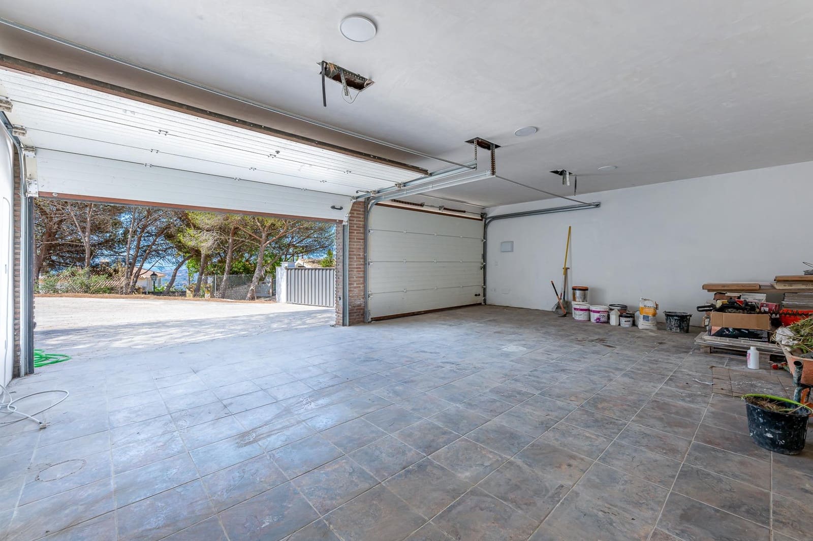 4 Zimmer Villa zu verkaufen in Valtocado mit Pool Garage - 1.399.000 € (Ref: 9699183)