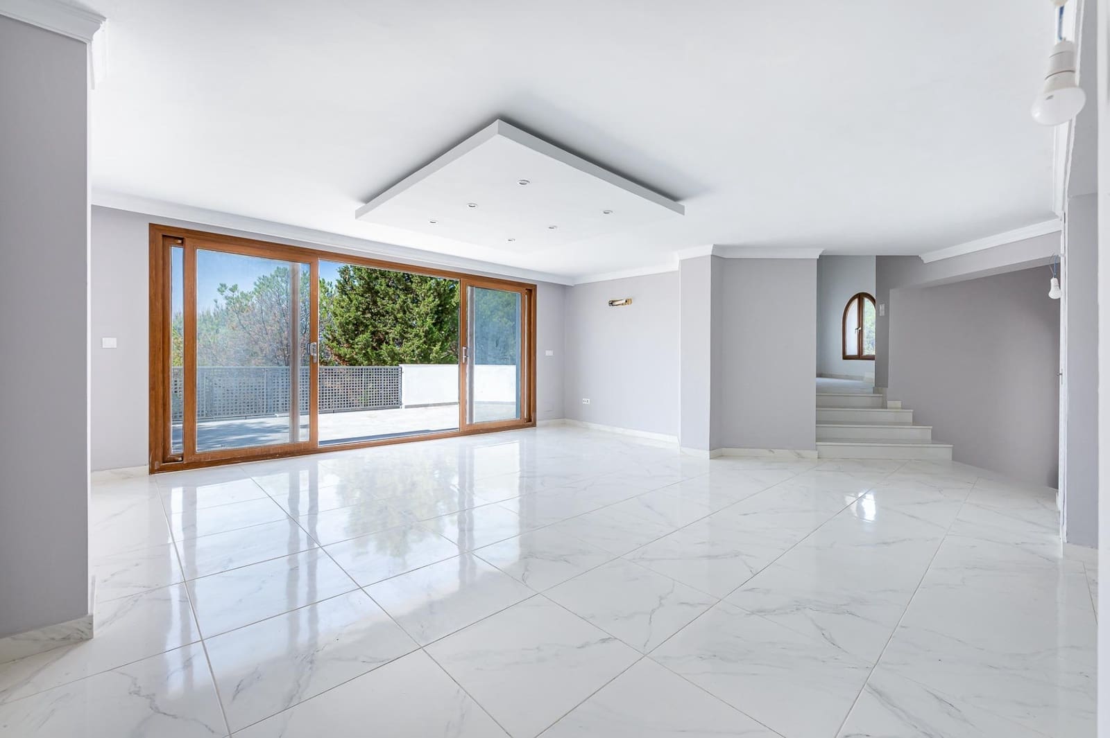 4 Zimmer Villa zu verkaufen in Valtocado mit Pool Garage - 1.399.000 € (Ref: 9699183)