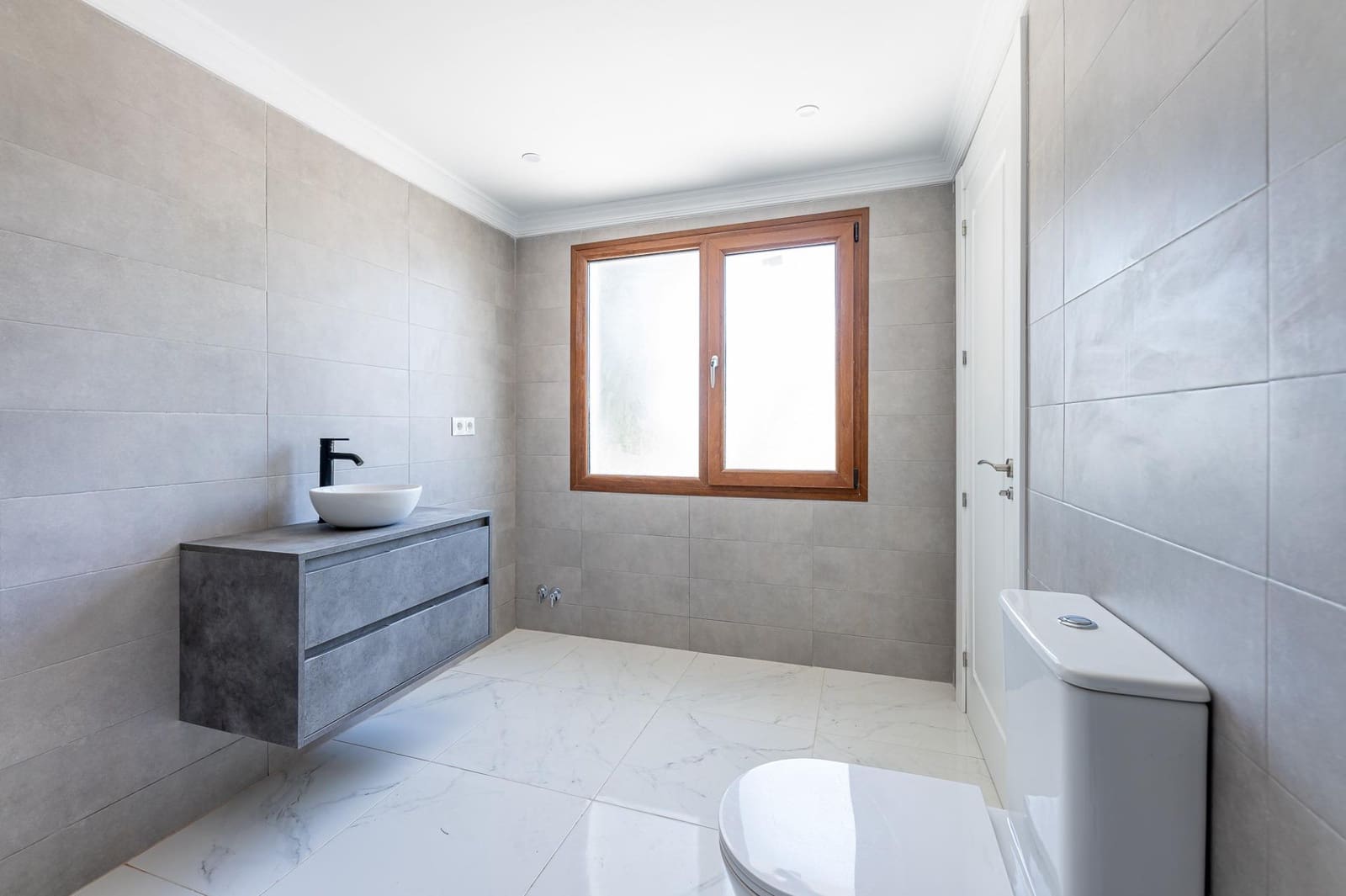 4 Zimmer Villa zu verkaufen in Valtocado mit Pool Garage - 1.399.000 € (Ref: 9699183)