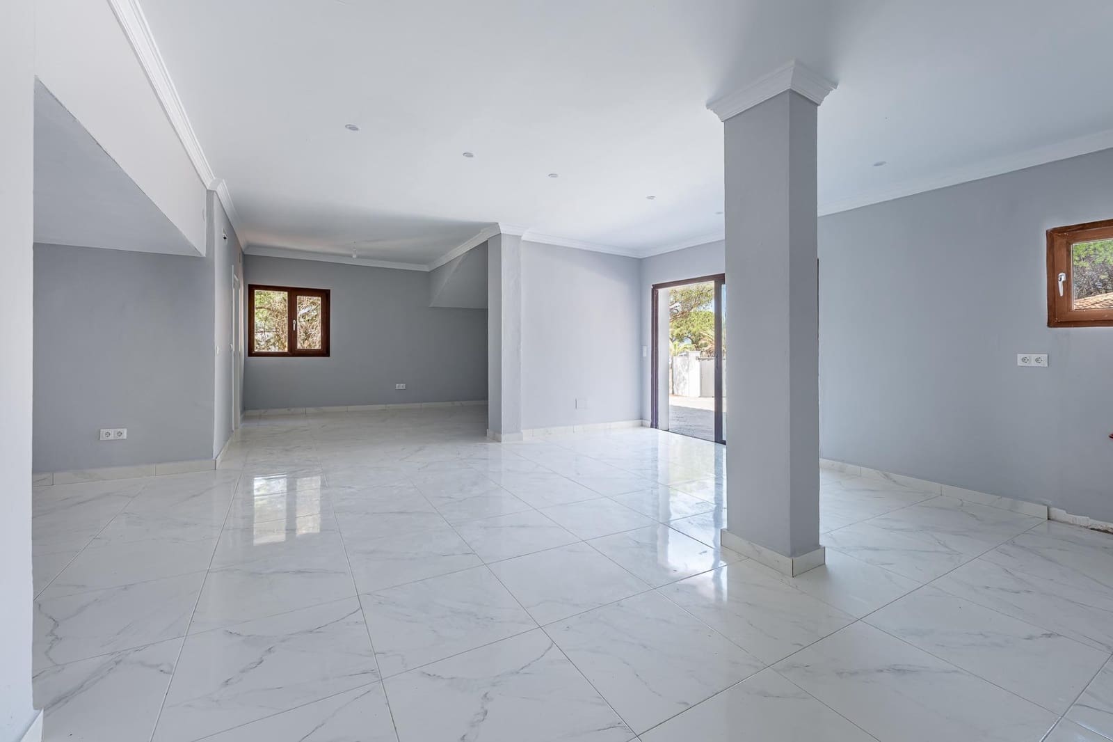 4 Zimmer Villa zu verkaufen in Valtocado mit Pool Garage - 1.399.000 € (Ref: 9699183)