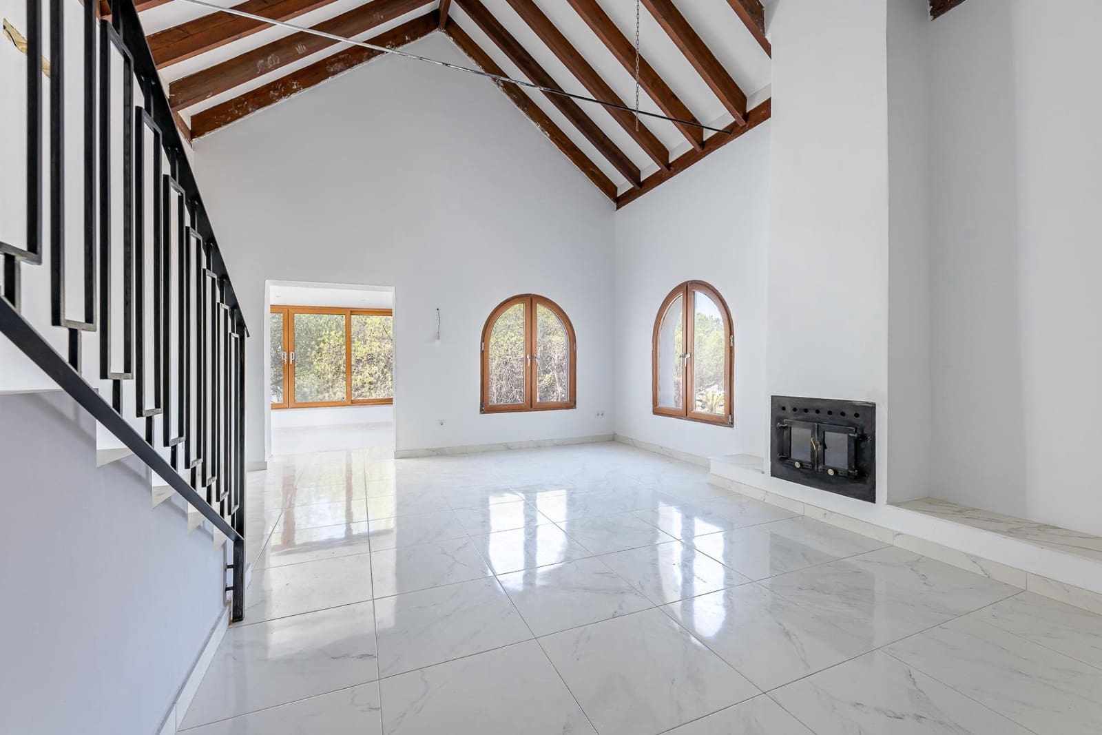 4 Zimmer Villa zu verkaufen in Valtocado mit Pool Garage - 1.399.000 € (Ref: 9699183)