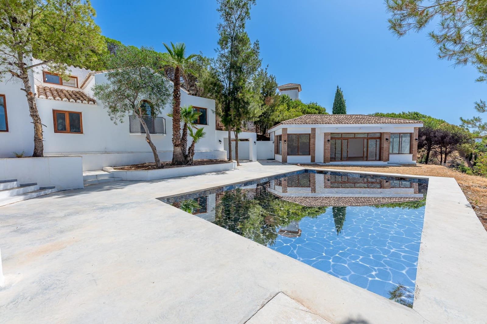 4 Zimmer Villa zu verkaufen in Valtocado mit Pool Garage - 1.399.000 € (Ref: 9699183)