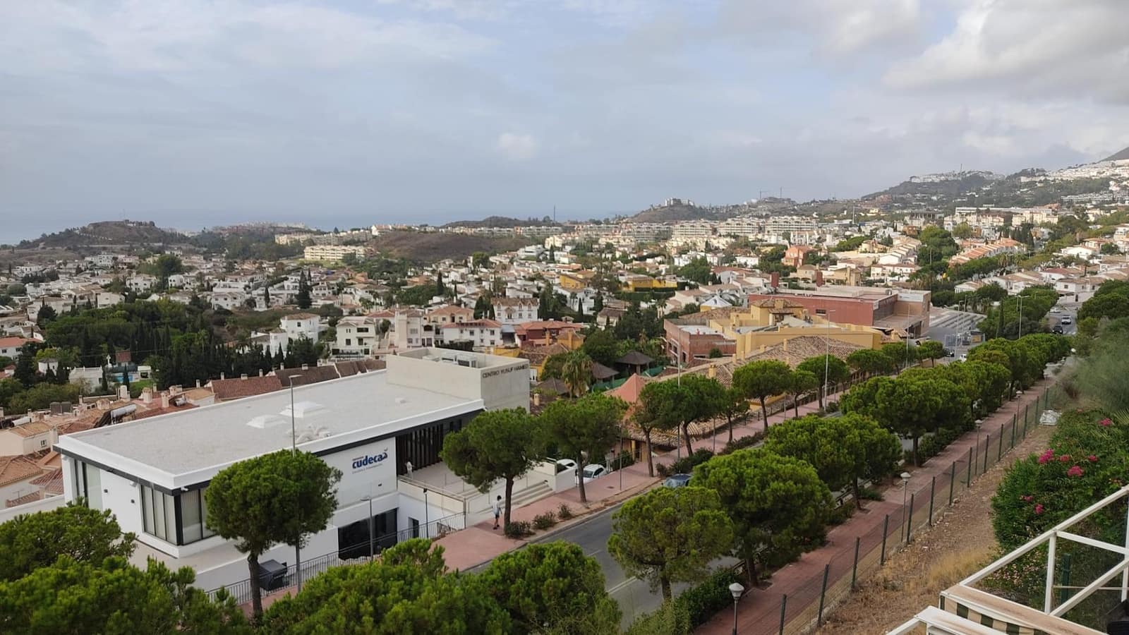 5 bedroom Semi-detached Villa for sale in Arroyo de la Miel with pool garage - € 470,000 (Ref: 9699185)