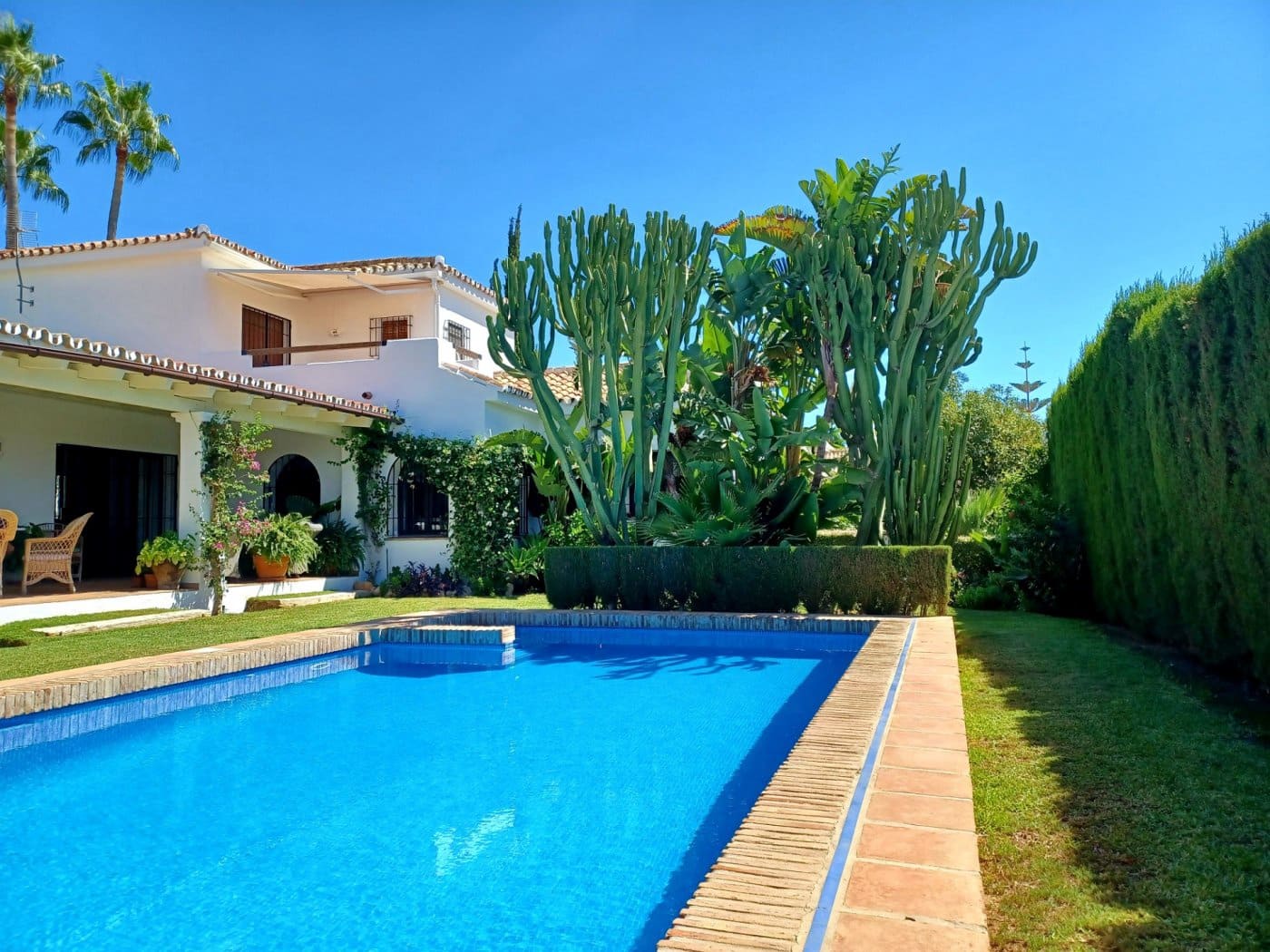 4 bedroom Villa for sale in Mijas Golf with pool garage - € 1,095,000 (Ref: 9699186)