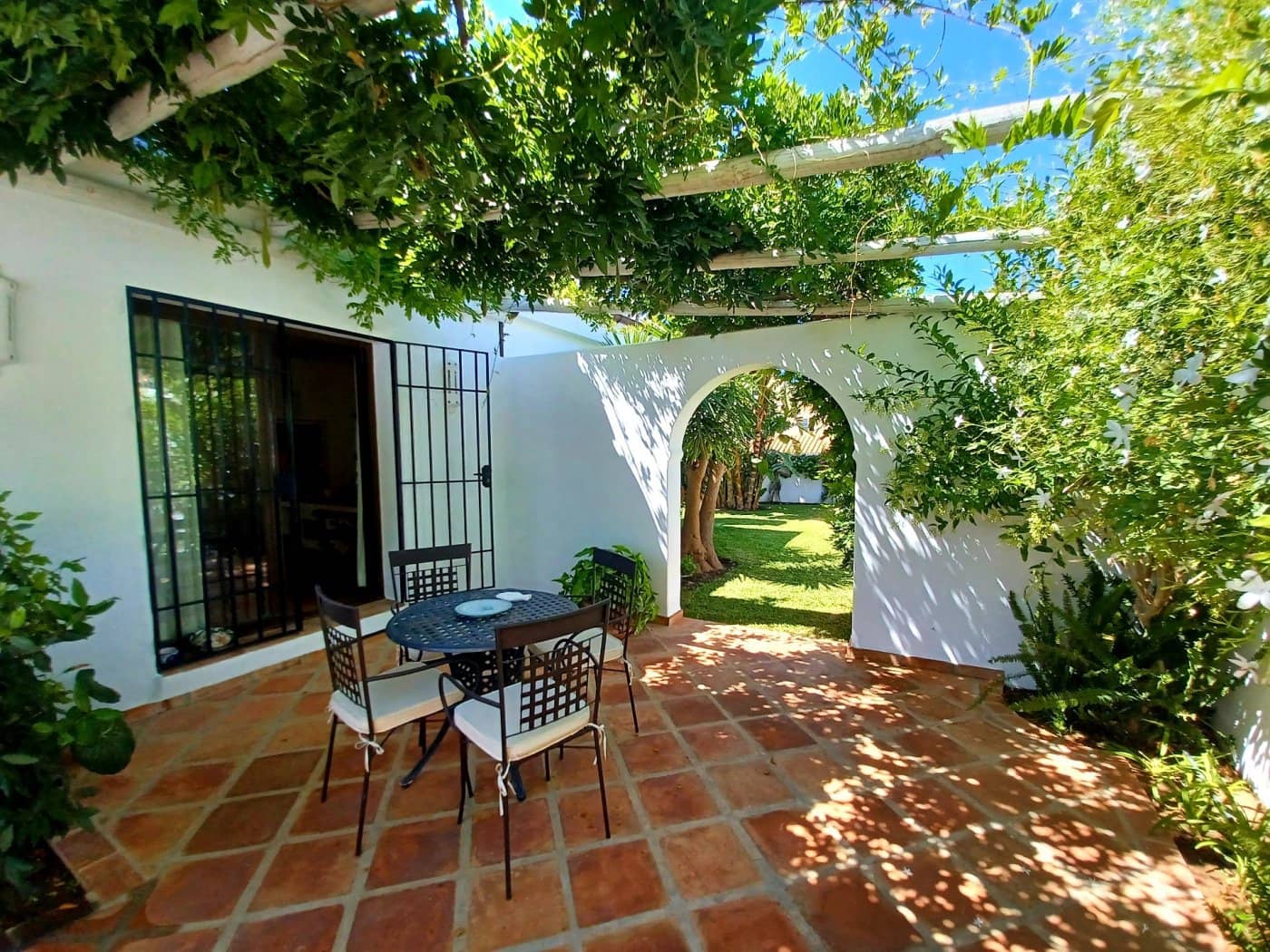 4 bedroom Villa for sale in Mijas Golf with pool garage - € 1,095,000 (Ref: 9699186)