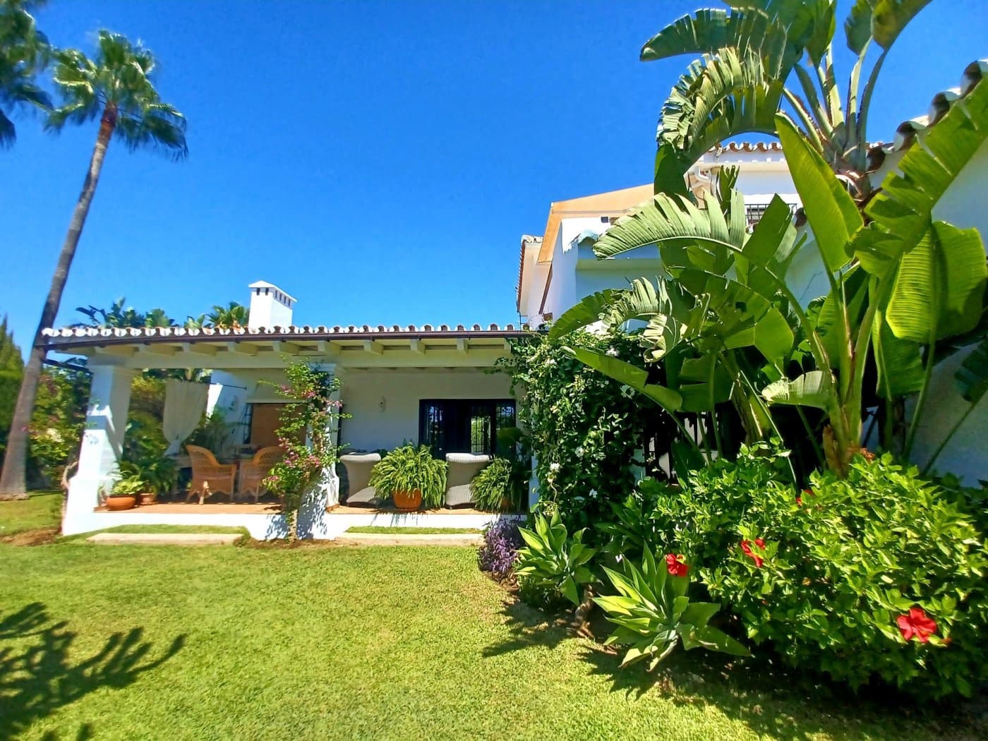 4 bedroom Villa for sale in Mijas Golf with pool garage - € 1,095,000 (Ref: 9699186)