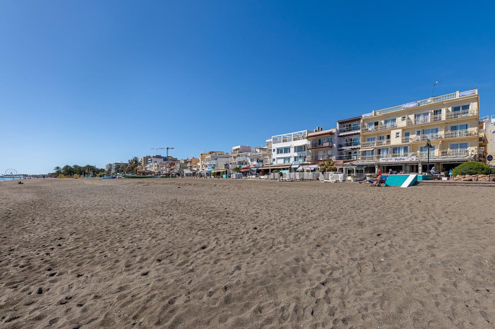 Commercial for rent in Torremolinos with garage - € 2,500 (Ref: 9701651)