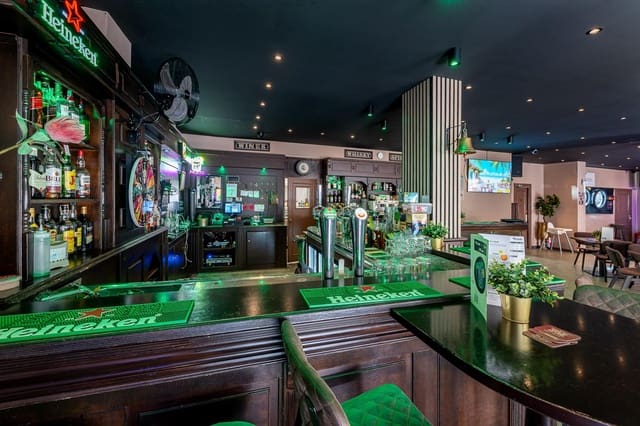 Kommersiell til leie i Torremolinos med garasje - € 2 500 (Ref: 9701651)