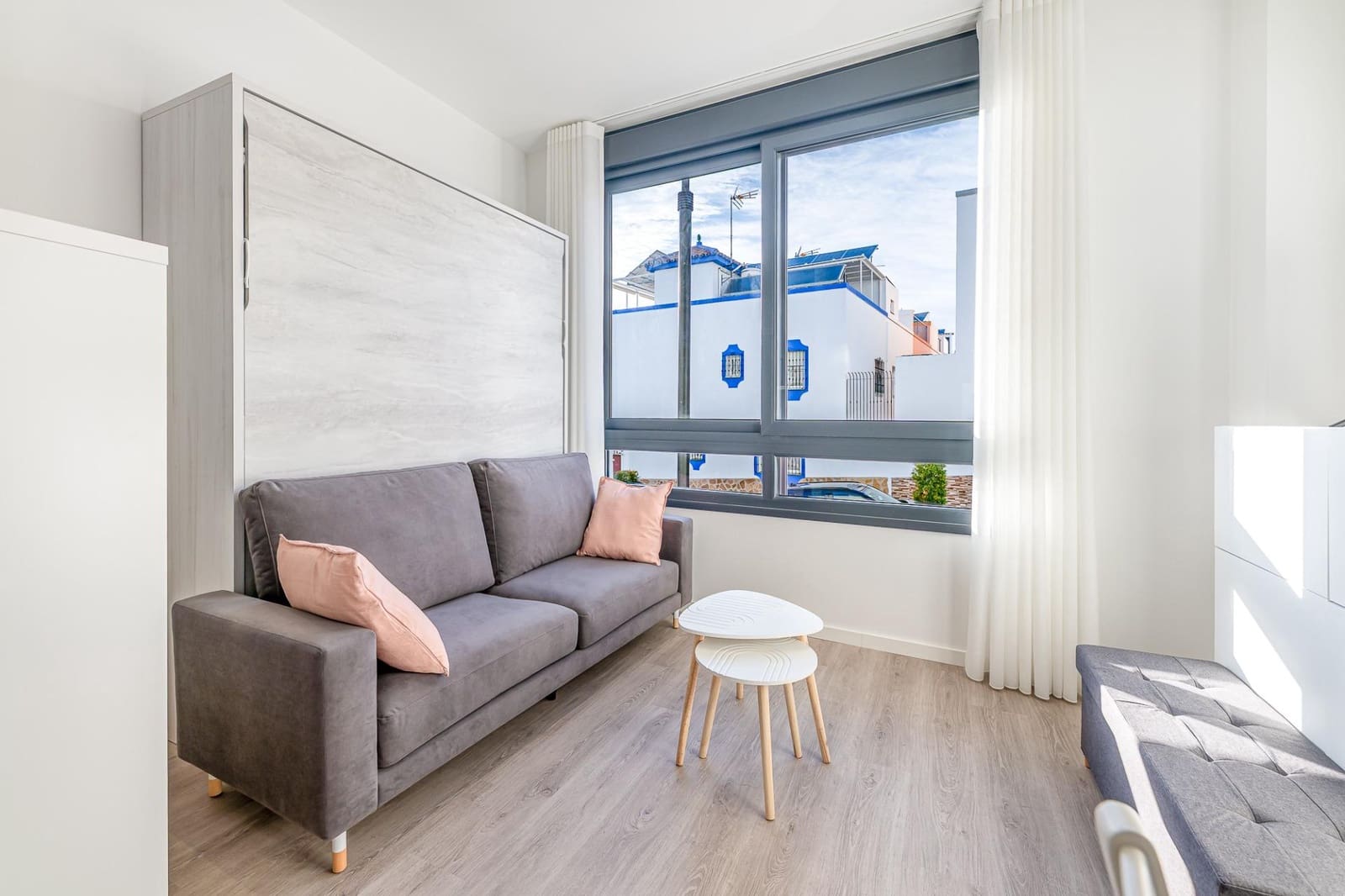 Yksiö vuokrattavana paikassa Las Lagunas de Mijas mukana 
autotalli - 900 € (Ref: 9807981)