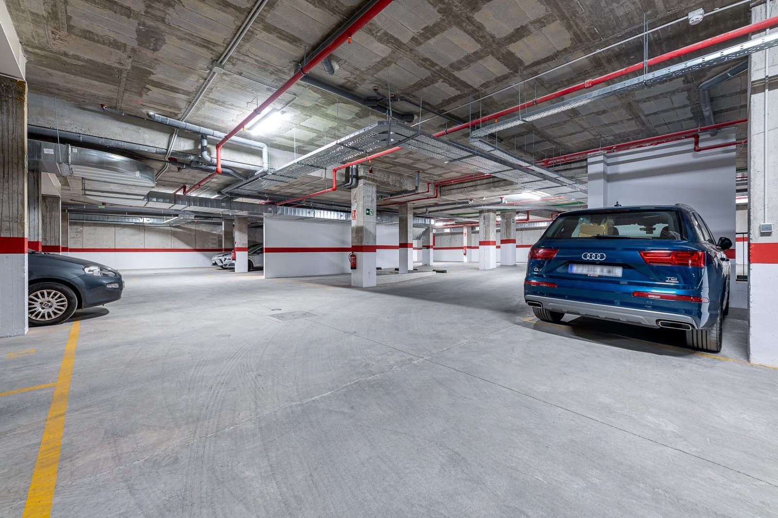 Yksiö vuokrattavana paikassa Las Lagunas de Mijas mukana 
autotalli - 900 € (Ref: 9807981)