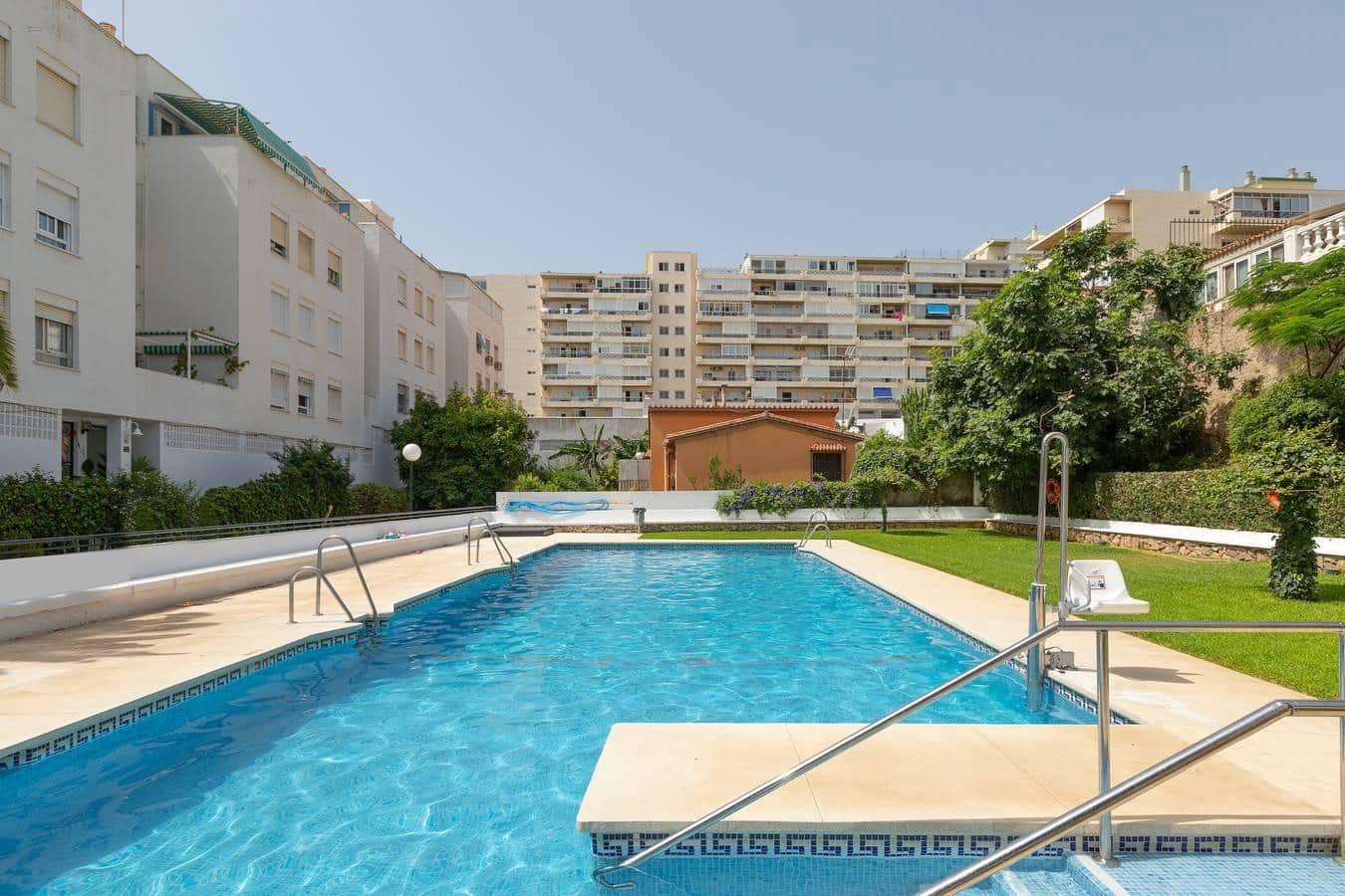 3 bedroom Flat for sale in Torremolinos with pool garage - € 529,900 (Ref: 9822946)