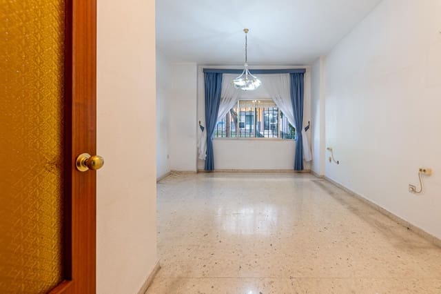 3 soverom Leilighet til salgs i Málaga by med garasje - € 320 000 (Ref: 9841155)