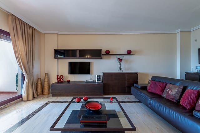2 slaapkamer Appartement te koop in Torrequebrada, Benalmádena met zwembad garage - € 559.000 (Ref: 9851787)