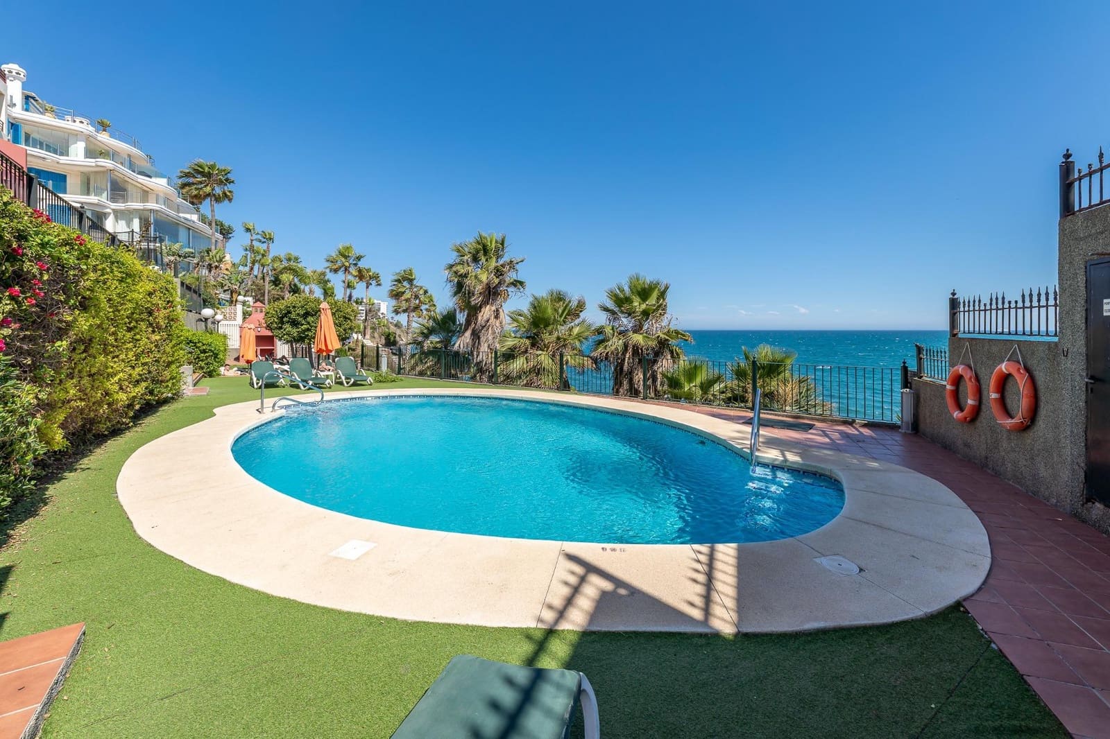 2 soveværelse Lejlighed til salg i Torrequebrada med swimmingpool garage - € 559.000 (Ref: 9851787)