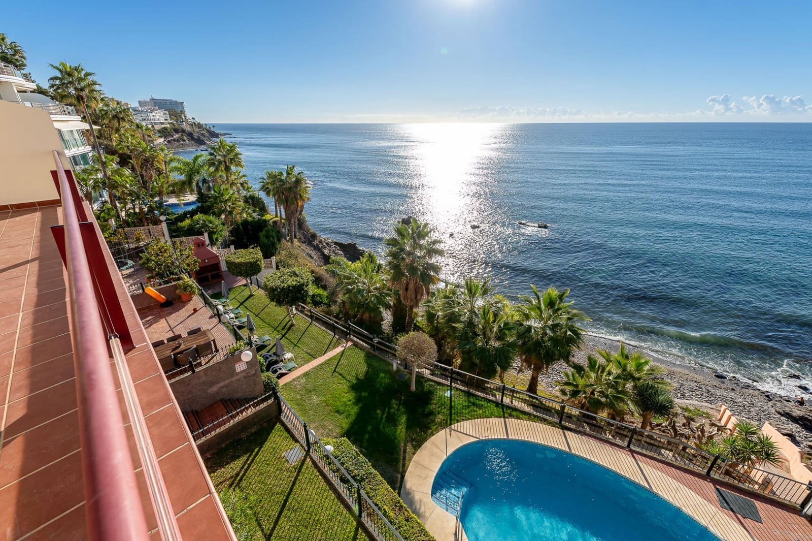 2 soveværelse Lejlighed til salg i Torrequebrada med swimmingpool garage - € 559.000 (Ref: 9851787)