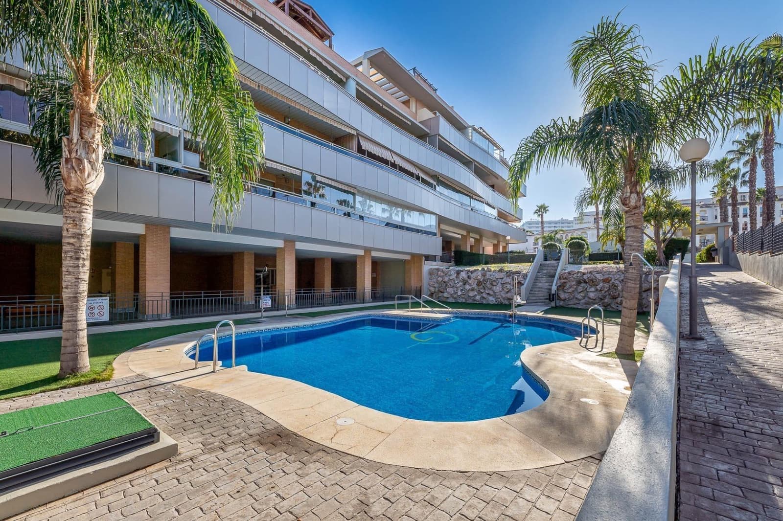 3 chambre Penthouse à vendre à Torremolinos avec piscine - 479 000 € (Ref: 9944164)