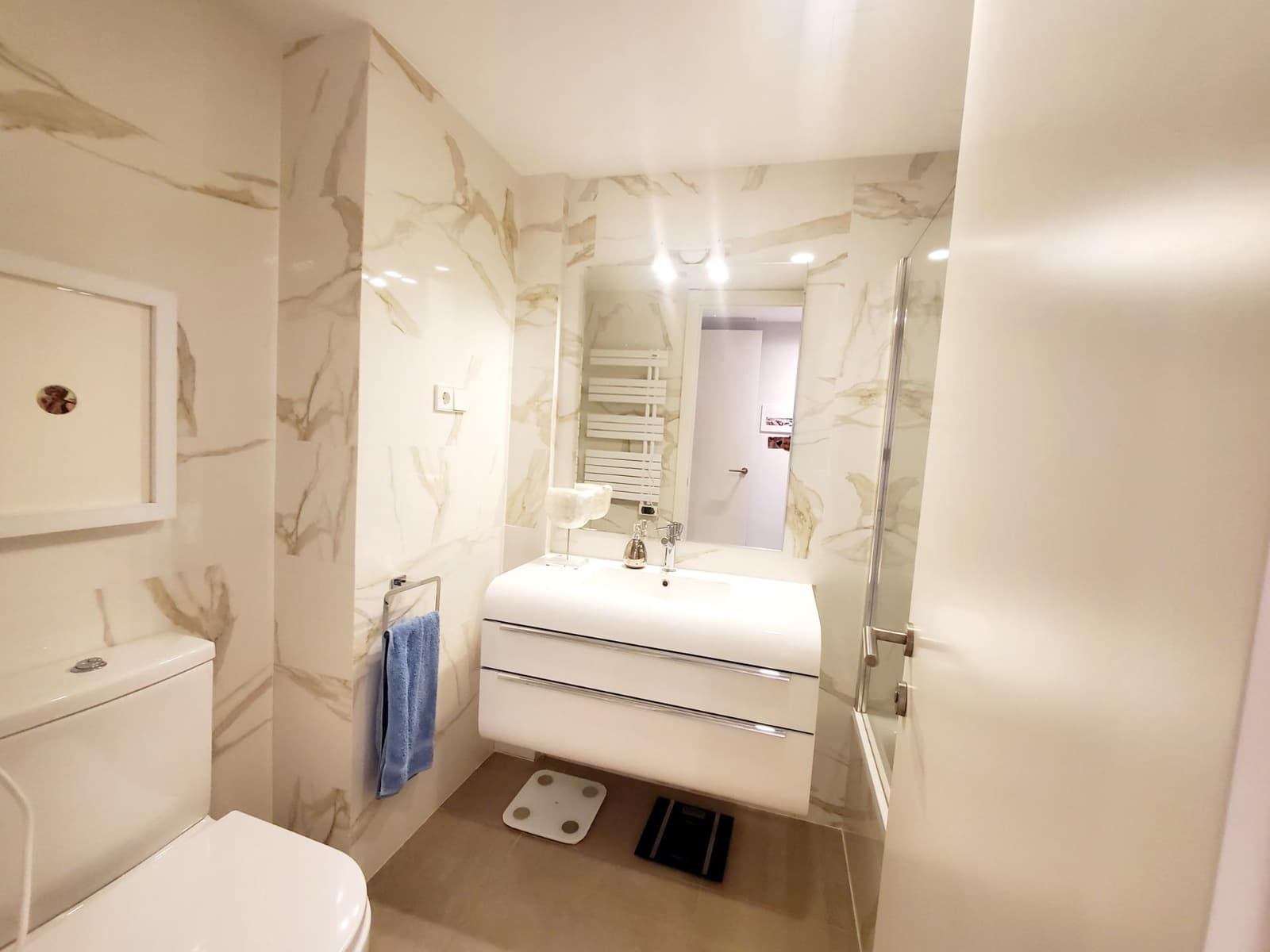 2 sypialnia Apartament na sprzedaż w Fuengirola z basenem garażem - 495 000 € (Ref: 9983169)