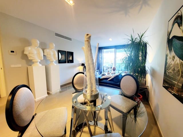 2 soveværelse Lejlighed til salg i Torreblanca, Fuengirola med swimmingpool garage - € 495.000 (Ref: 9983169)