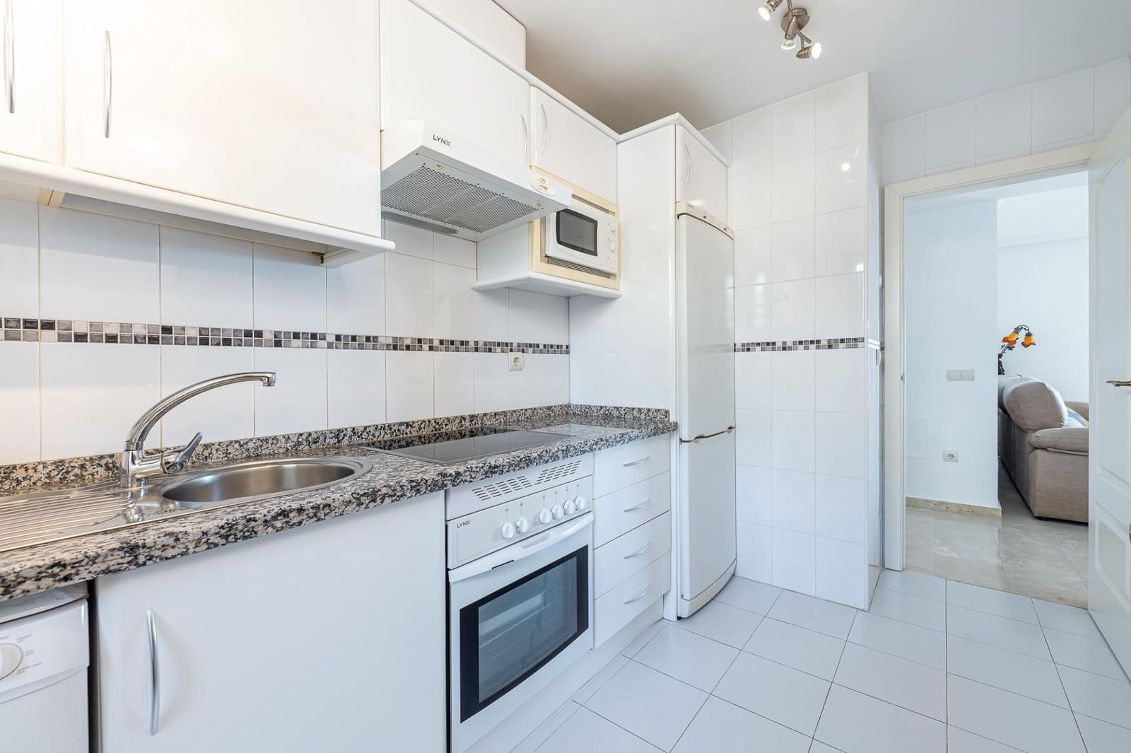 2 soverom Leilighet til salgs i Torrequebrada med svømmebasseng - € 389 000 (Ref: 9998837)