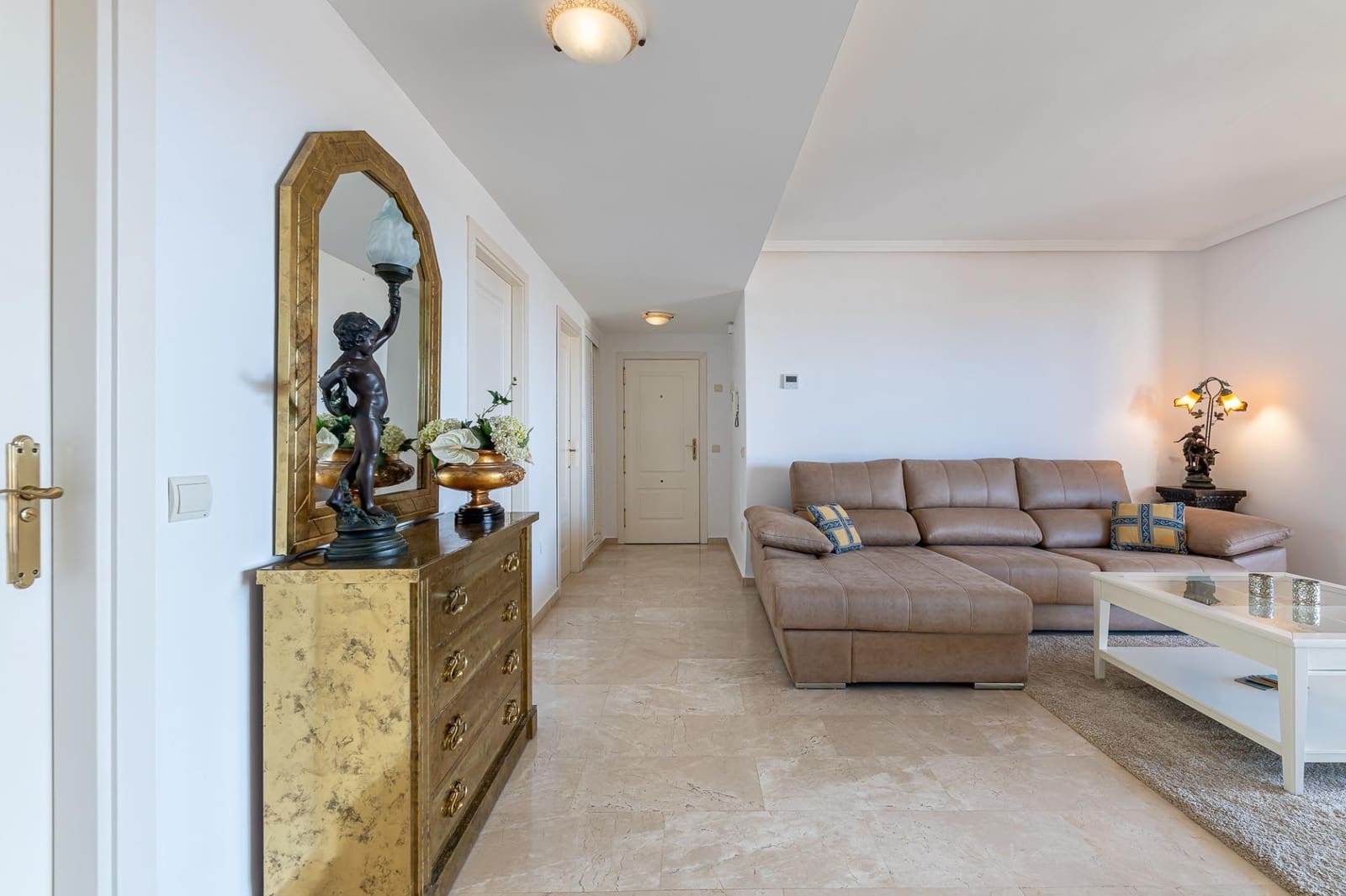 2 soverom Leilighet til salgs i Torrequebrada med svømmebasseng - € 389 000 (Ref: 9998837)