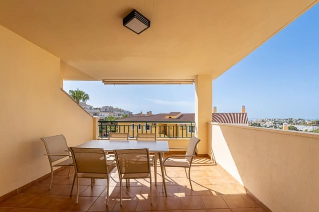 2 bedroom Apartment for sale in Cortijo Torrequebrada, Benalmádena with pool - € 389,000 (Ref: 9998837)