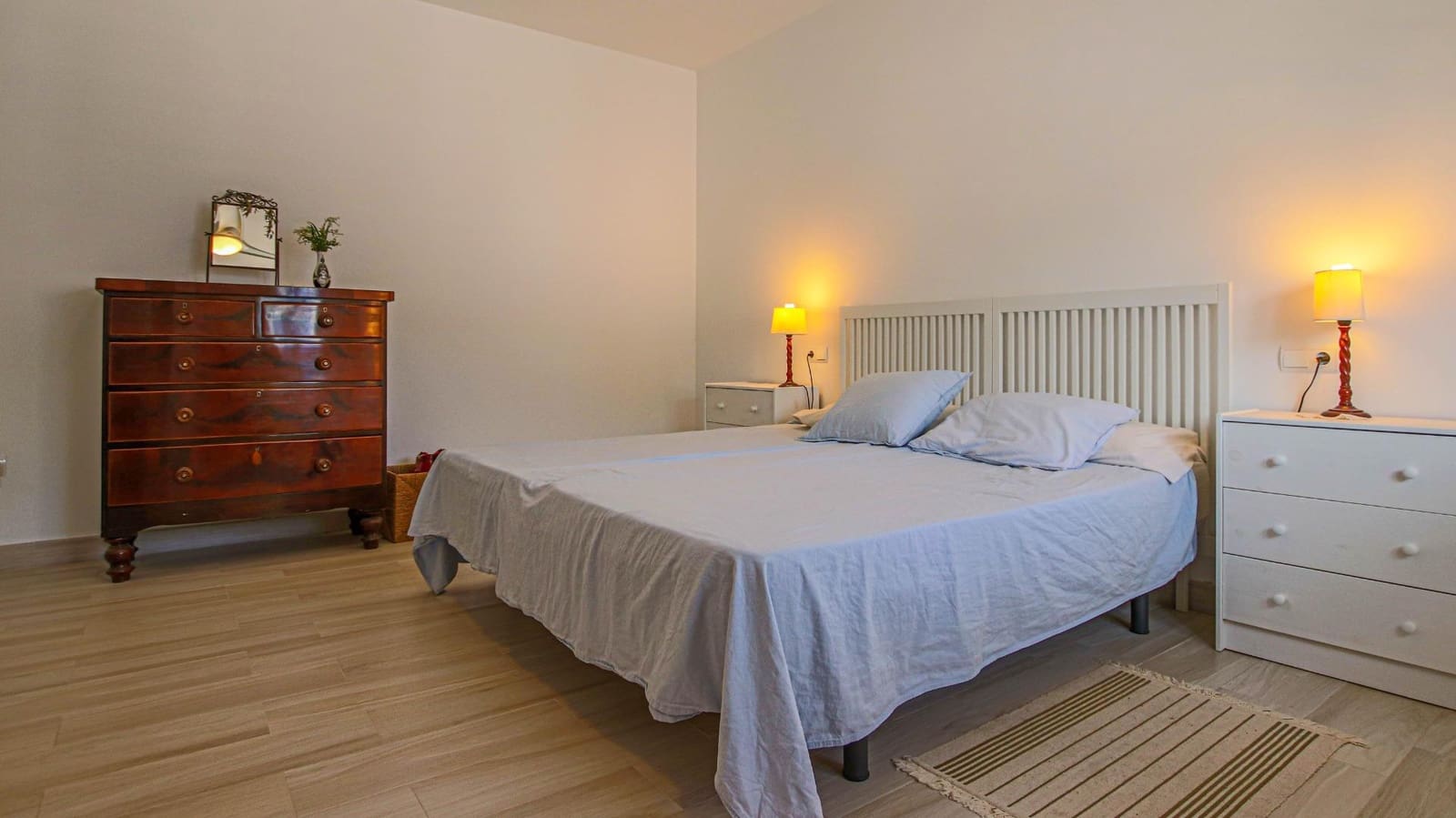 4 Zimmer Villa zu verkaufen in Pinos de Alhaurin mit Pool - 625.000 € (Ref: 9999640)